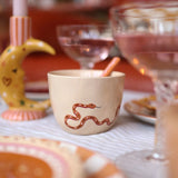 All the Luck in the World - Becher (300 ml) • Sand Snake - ROSA ECK