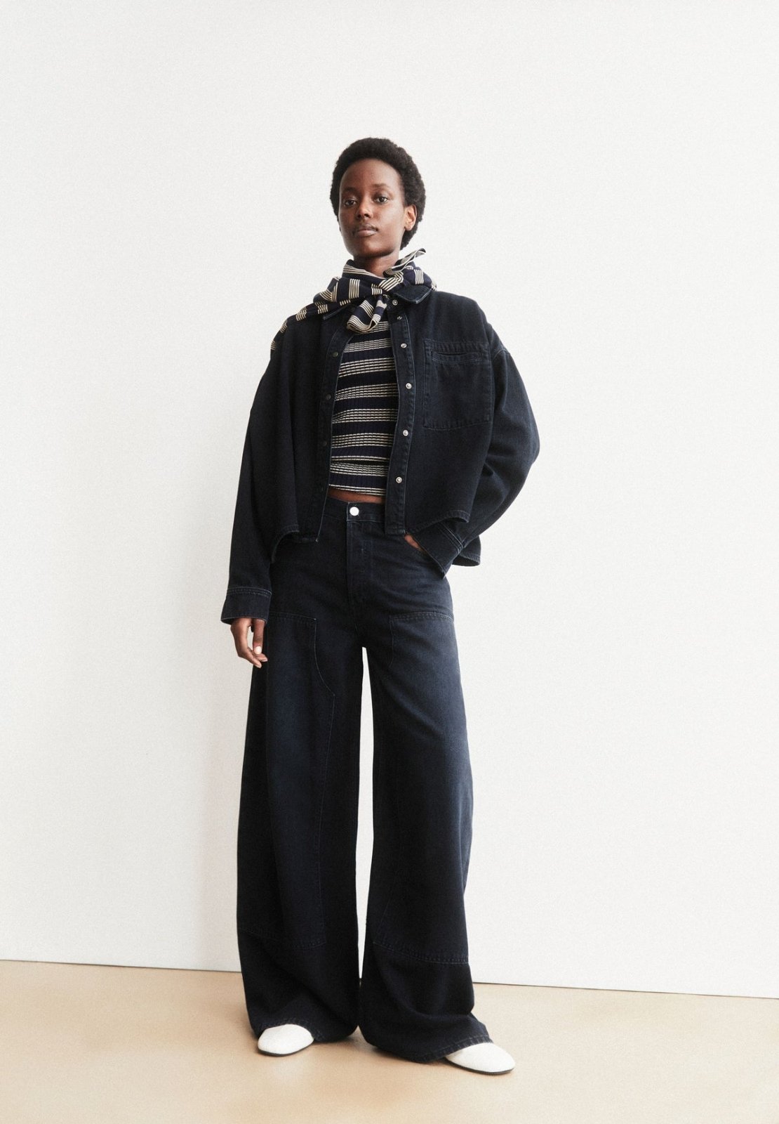 ARMEDANGELS - AALTHEA Barrel Jeans • fluid ink - ROSA ECK