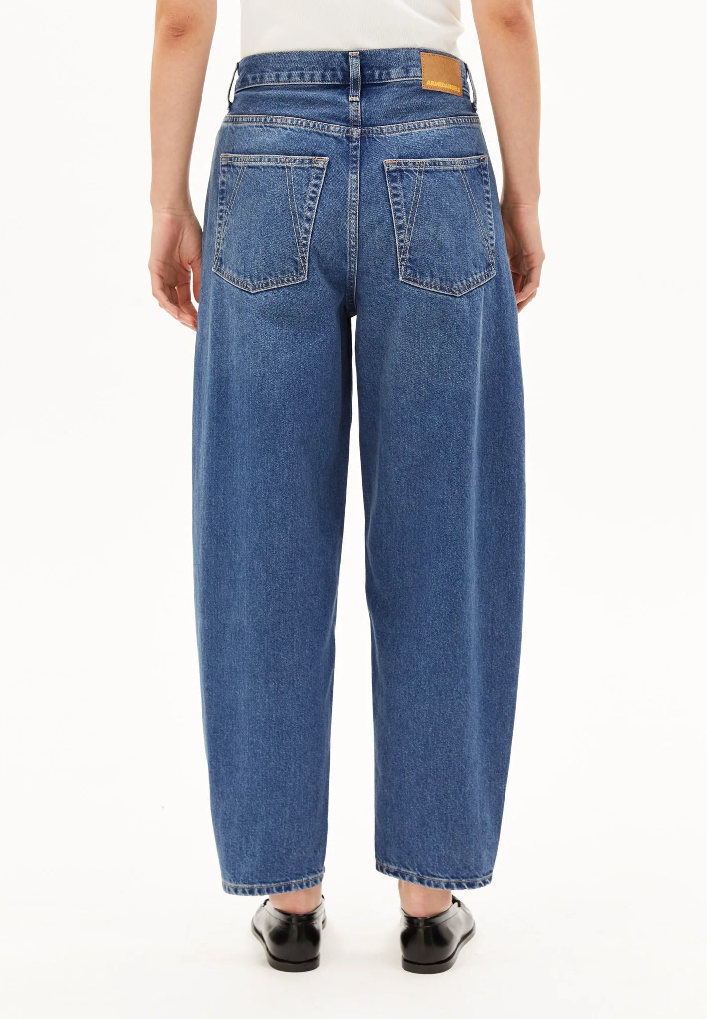 ARMEDANGELS - BAARLY Barrel Jeans • crunchy - ROSA ECK