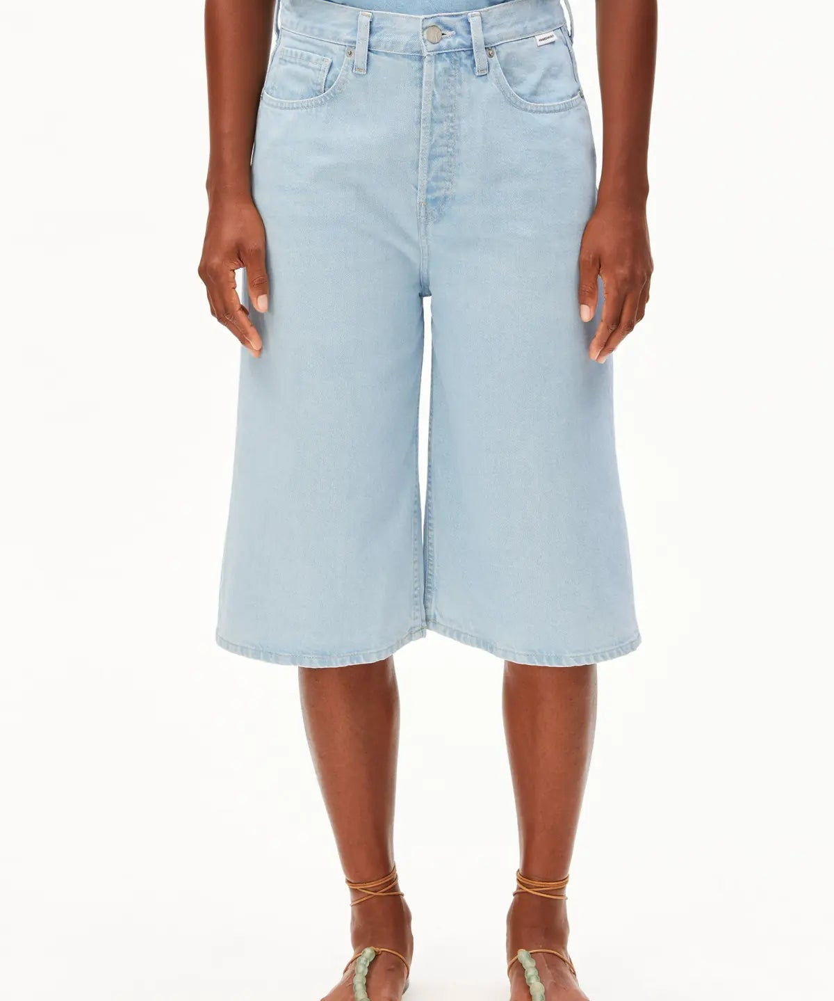 ARMEDANGELS - City Jeans Shorts • barrea - ROSA ECK