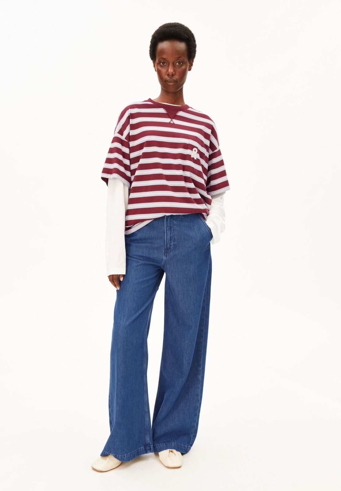ARMEDANGELS - ICONIC Å Gestreiftes T-Shirt • velvet red-soft blue-undyed - ROSA ECK