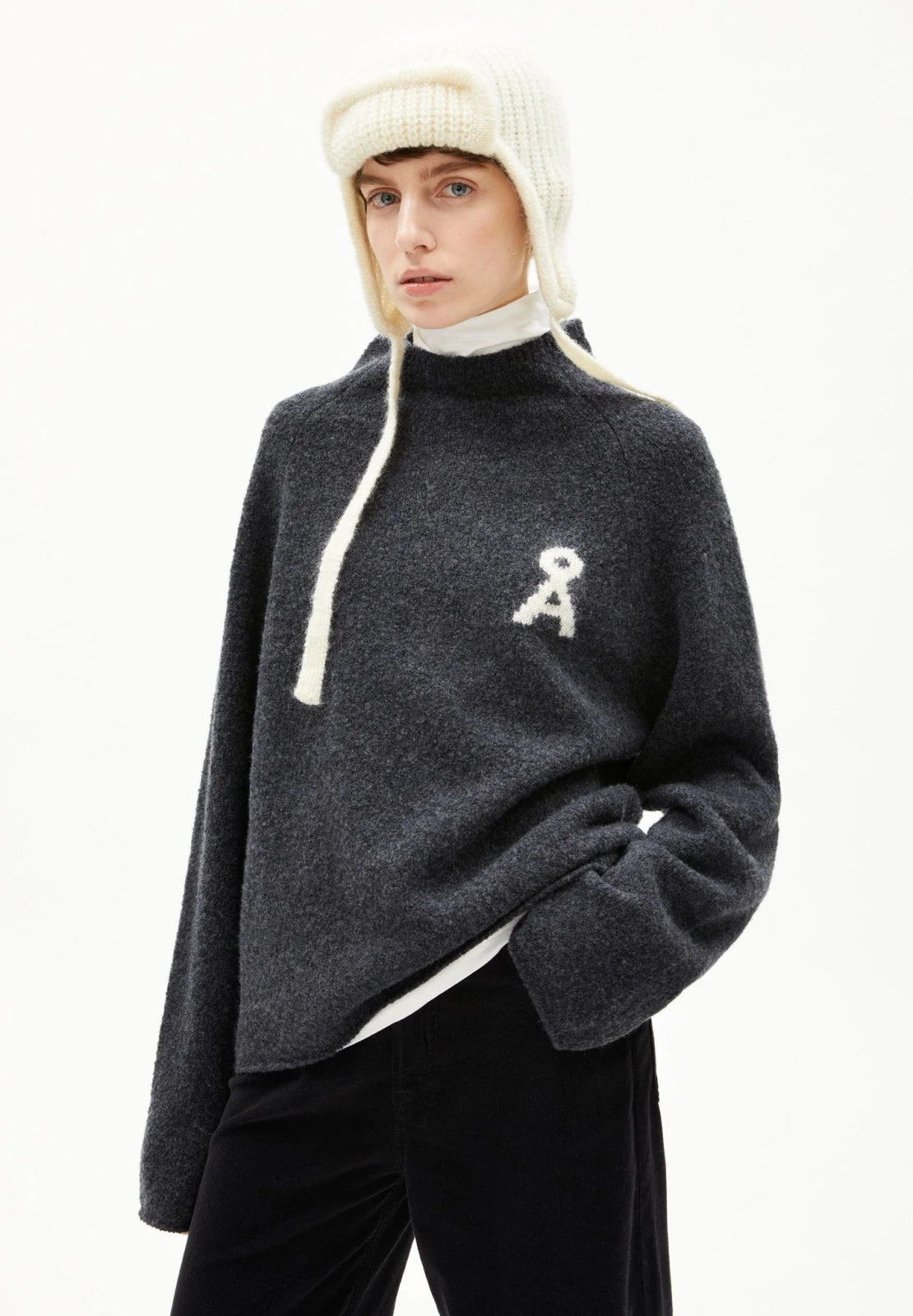 ARMEDANGELS - ICONIC Å MONALAA BOUCLÉ Strickpullover • steel melange-oatmilk - ROSA ECK