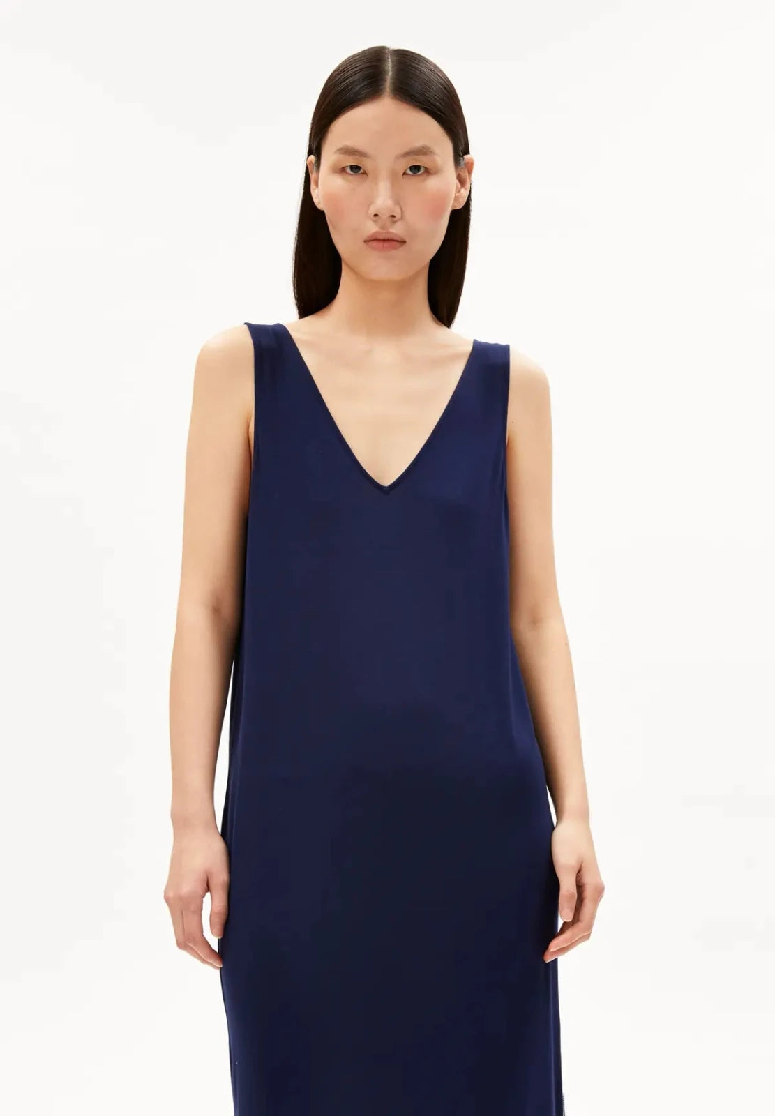 ARMEDANGELS - Jersey Midi Kleid • tinted navy - ROSA ECK