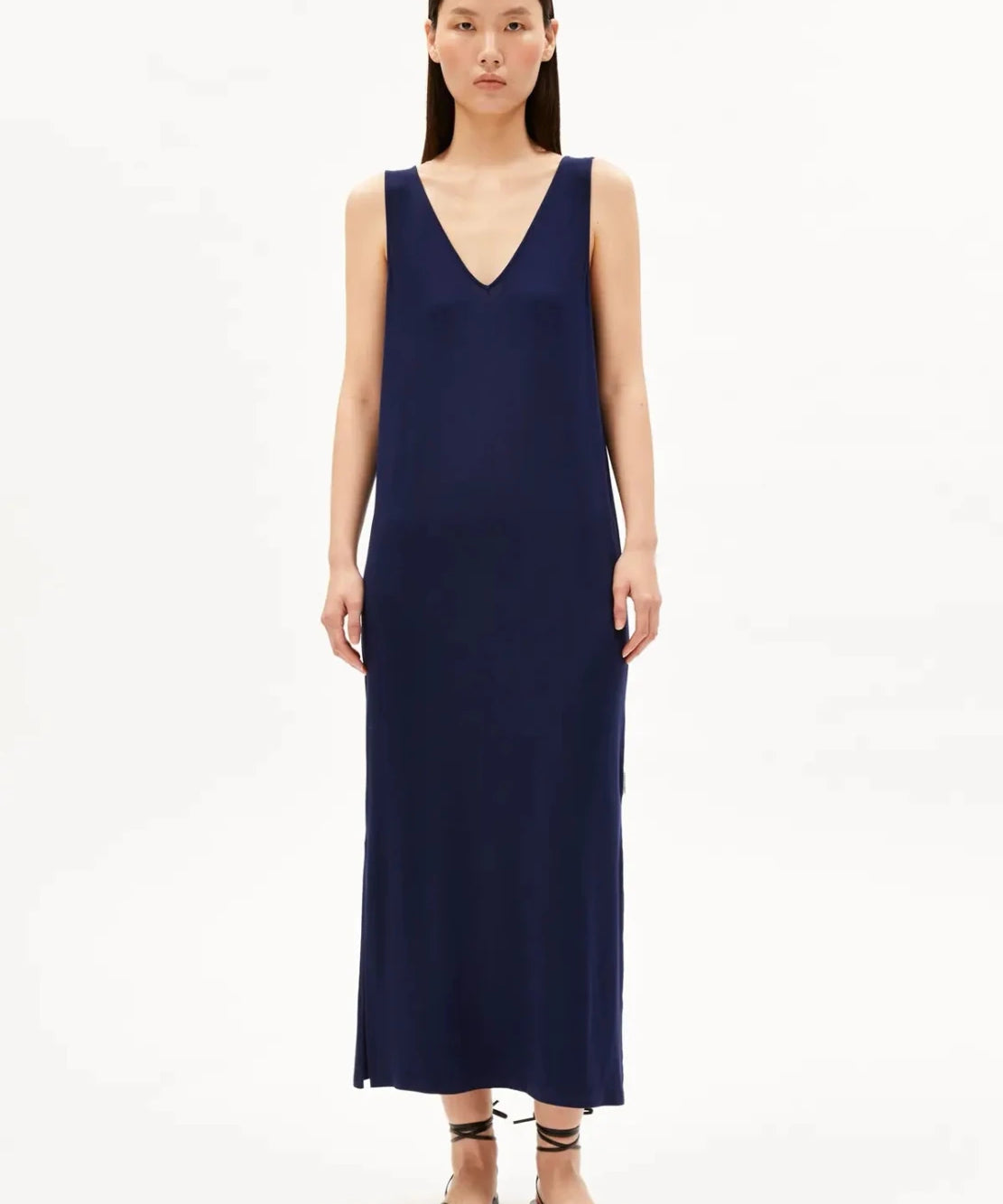 ARMEDANGELS - Jersey Midi Kleid • tinted navy - ROSA ECK