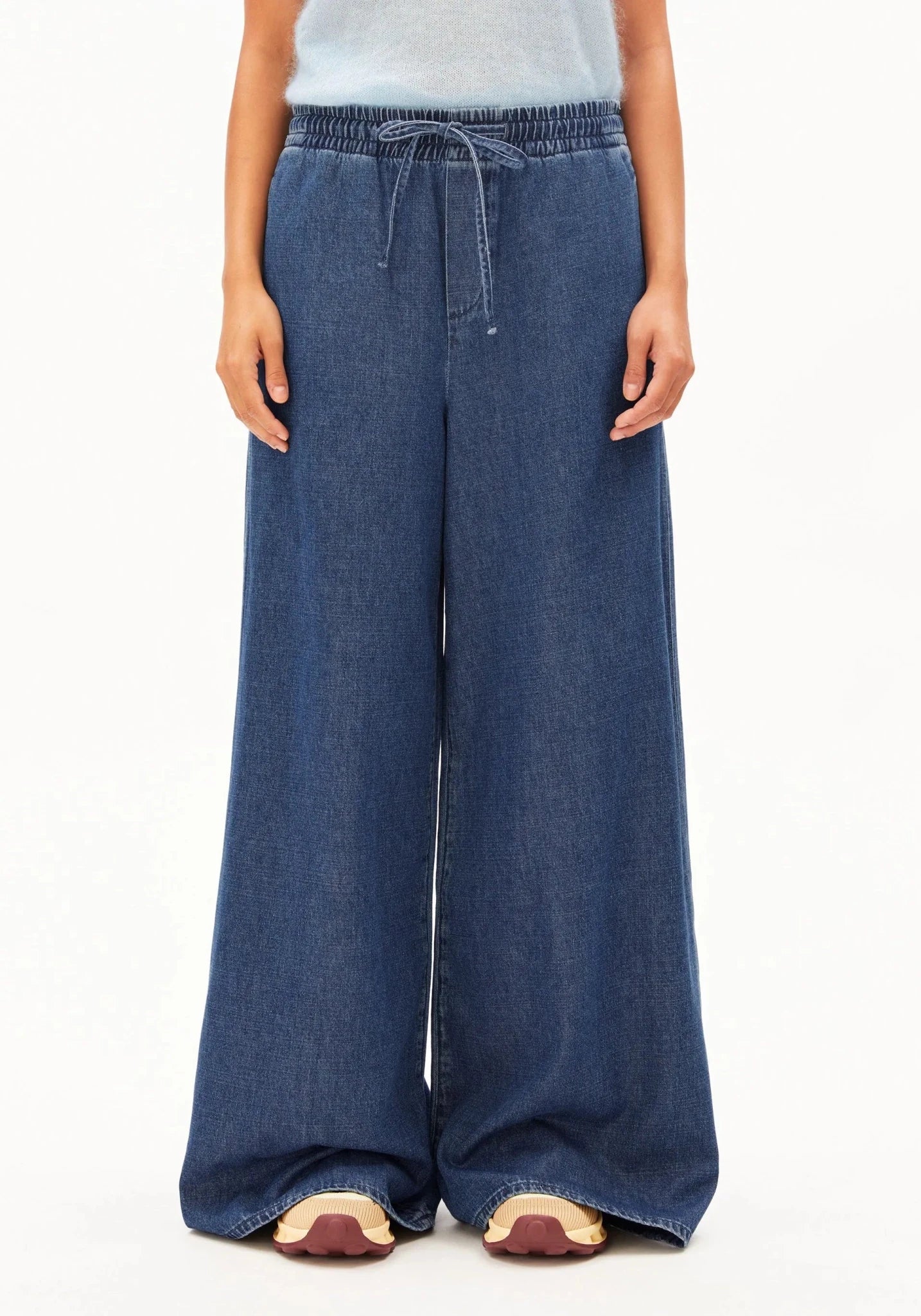 ARMEDANGELS - KELAANI Jeanshose • eau - ROSA ECK