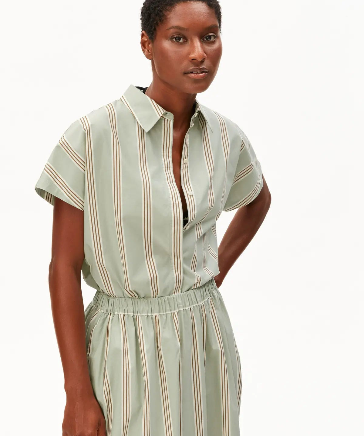 ARMEDANGELS - LARISAANA Popelin Bluse mit Streifen • foam - light oatmilk - dried palm - ROSA ECK