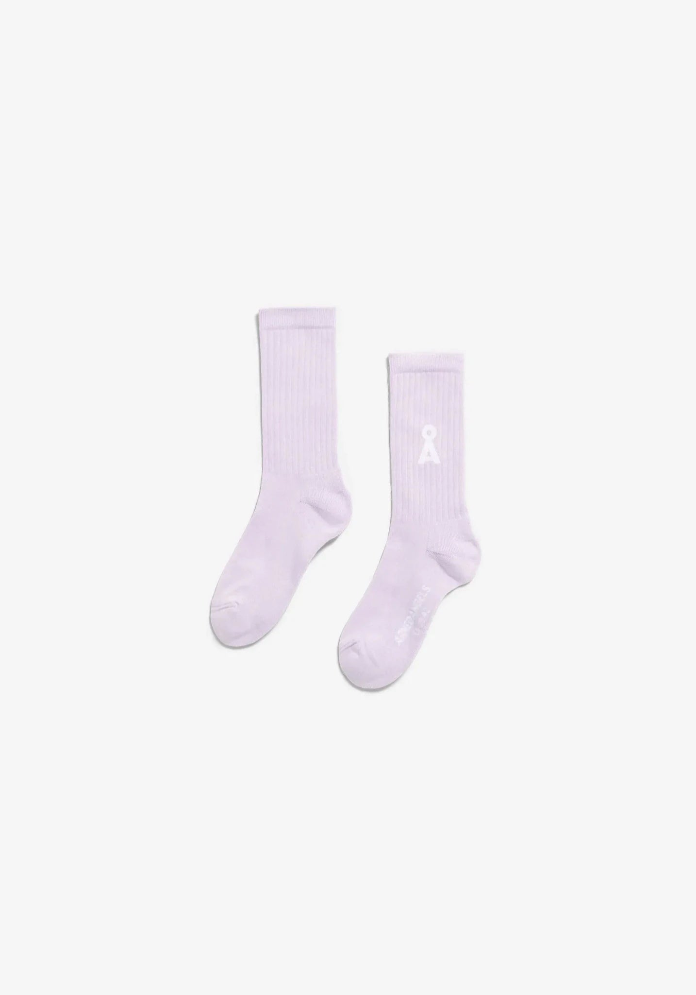 ARMEDANGELS - SAAMUS BOLD Socken • moonlit lilac - ROSA ECK