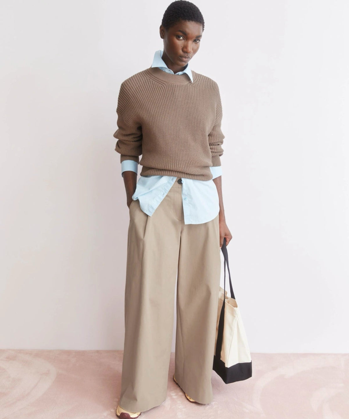ARMEDANGELS - Weite Chinohose aus Bio - Baumwollmix • true camel - Hose - ROSA ECK