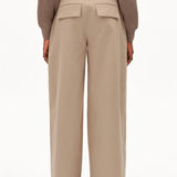 ARMEDANGELS - Weite Chinohose aus Bio - Baumwollmix • true camel - Hose - ROSA ECK