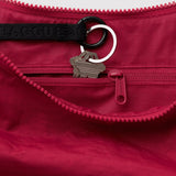 BAGGU - Medium Nylon Crescent Bag Umhängetasche • Cherry - ROSA ECK