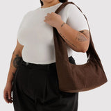 BAGGU - Nylon Meringue Bag Umhängetasche • Coffee - ROSA ECK