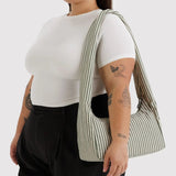 BAGGU - Nylon Meringue Bag Umhängetasche • Sage Stripe - ROSA ECK