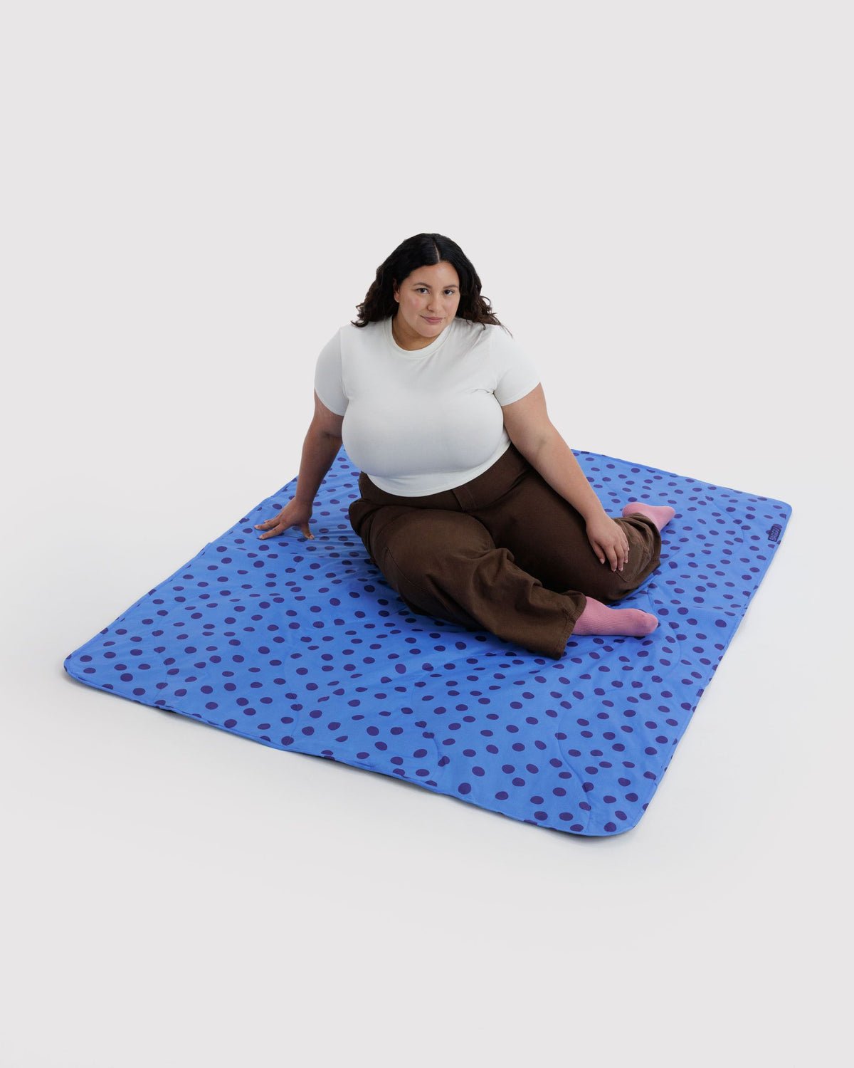 BAGGU - Picknickdecke • Blue Polka Dot - ROSA ECK
