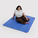 BAGGU - Picknickdecke • Blue Polka Dot - ROSA ECK