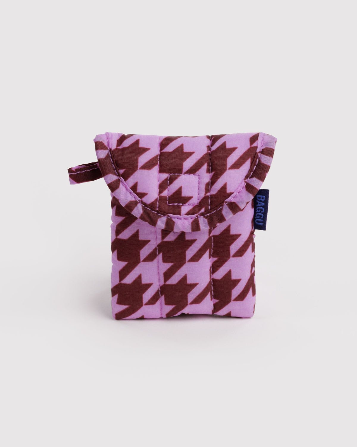 BAGGU - PUFFY Kopfhörer-Etui • Pink Houndstooth - ROSA ECK
