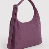 BAGGU - Schultertasche aus Nylon • Wild Plum - ROSA ECK