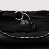 BAGGU - Small Flat Crescent Umhängetasche aus recyceltem Leder • Black - ROSA ECK
