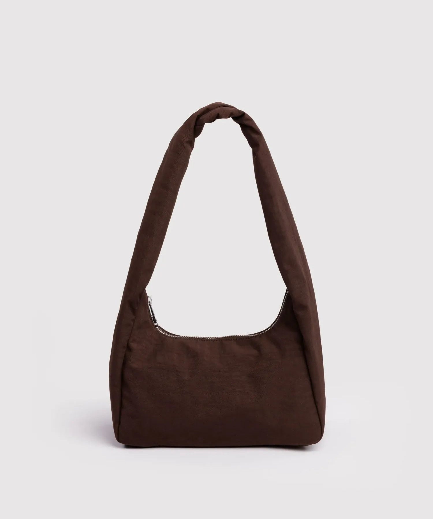 BAGGU - Small Nylon Meringue Bag Schultertasche • Coffee - ROSA ECK