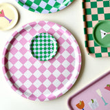 BLU KAT - CHECKER Serviertablett rund (⌀ 31 cm) • Rasberry/Cream - ROSA ECK
