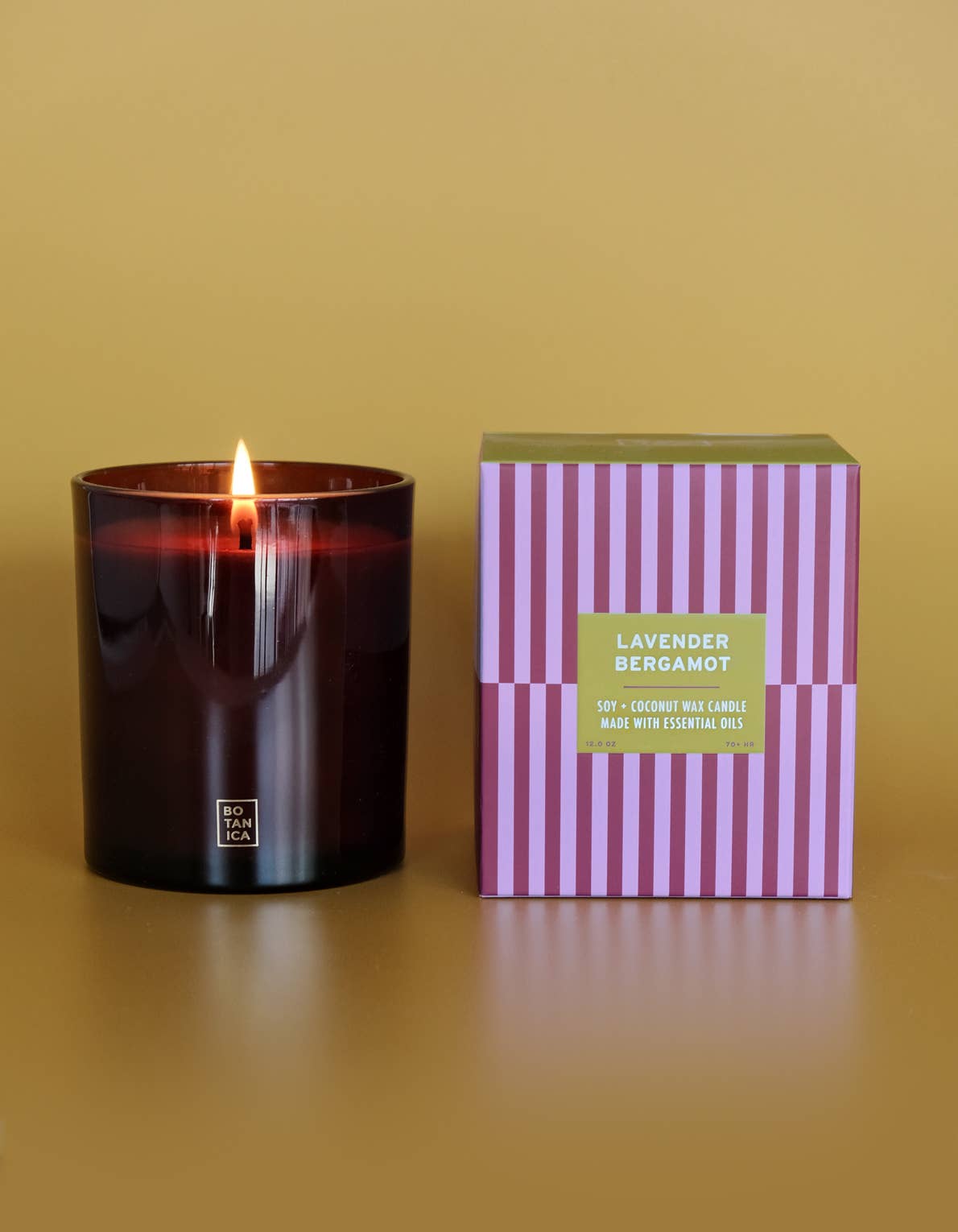 BOTANICA - ESSENTIALS Duftkerze • Lavender + Bergamot - ROSA ECK