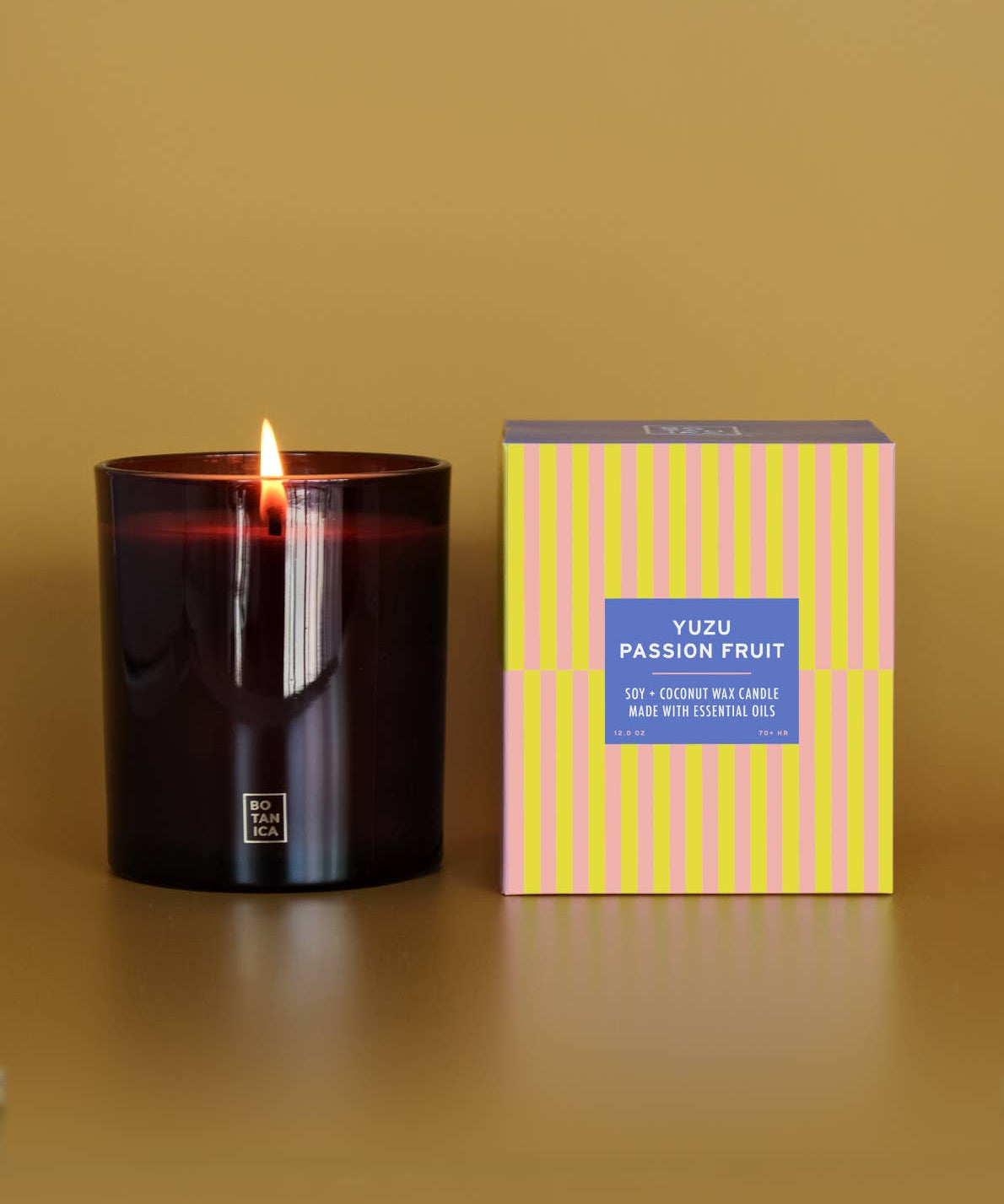 BOTANICA - ESSENTIALS Duftkerze • Yuzu + Passion Fruit - ROSA ECK