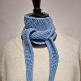 Calie Paris - Kleiner Strickschal • Helles Blau - Schal - ROSA ECK Concept Store