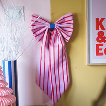 coopz - Weihnachtsschleife zum Aufhängen • Streifen Pink/Rot - Dekoration - ROSA ECK