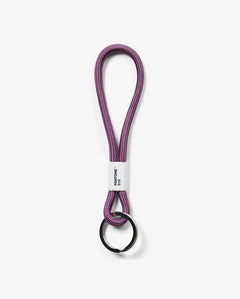 Copenhagen Design - PANTONE Schlüsselanhänger Kurz | Violet 519 - Schlüsselanhänger - ROSA ECK - 
