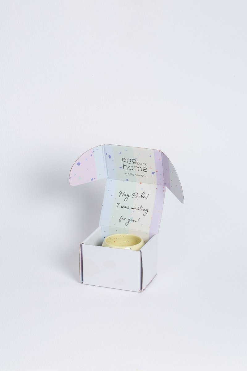 Egg Back Home - NEW PARTY Tasse (500 ml) Gelb - ROSA ECK - Gelb, ,