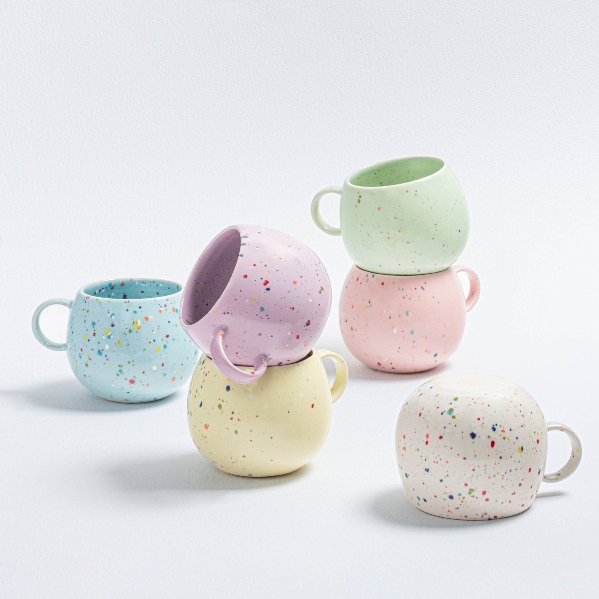 Egg Back Home - NEW PARTY Tasse (500 ml) Weiß - ROSA ECK - Weiß, ,