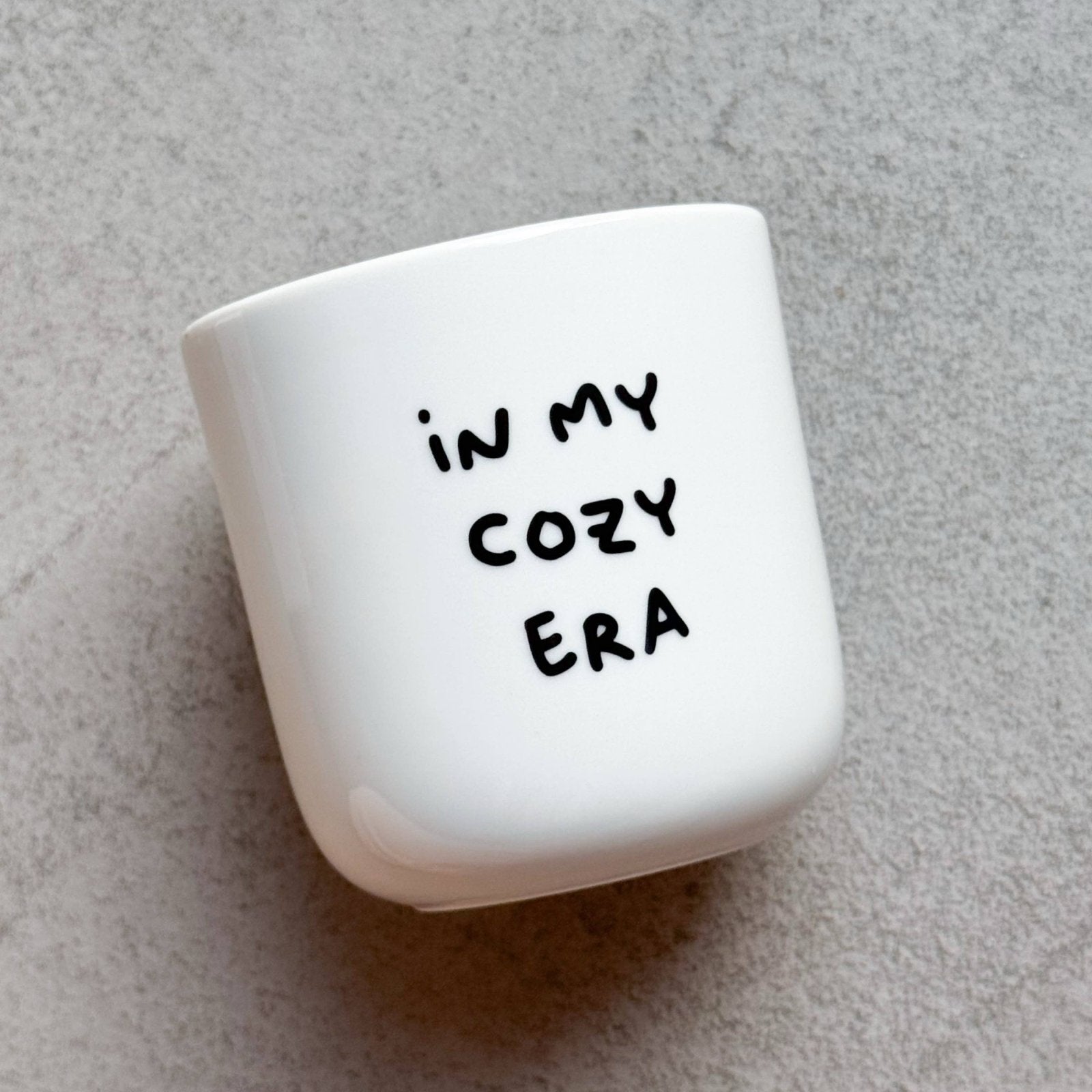 Frau Hansen - Becher In My Cozy Era - ROSA ECK