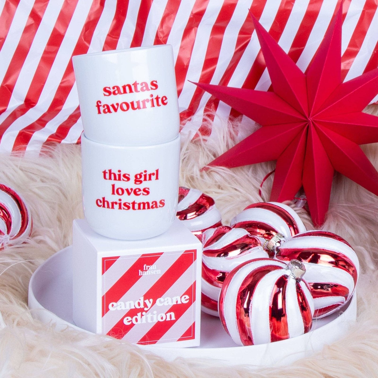 Frau Hansen - Becher Santa's Favourite - ROSA ECK