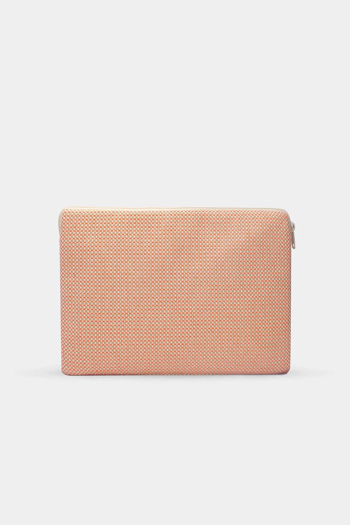 Hindbag - AVA Laptophülle • Geflochten Koralle - ROSA ECK
