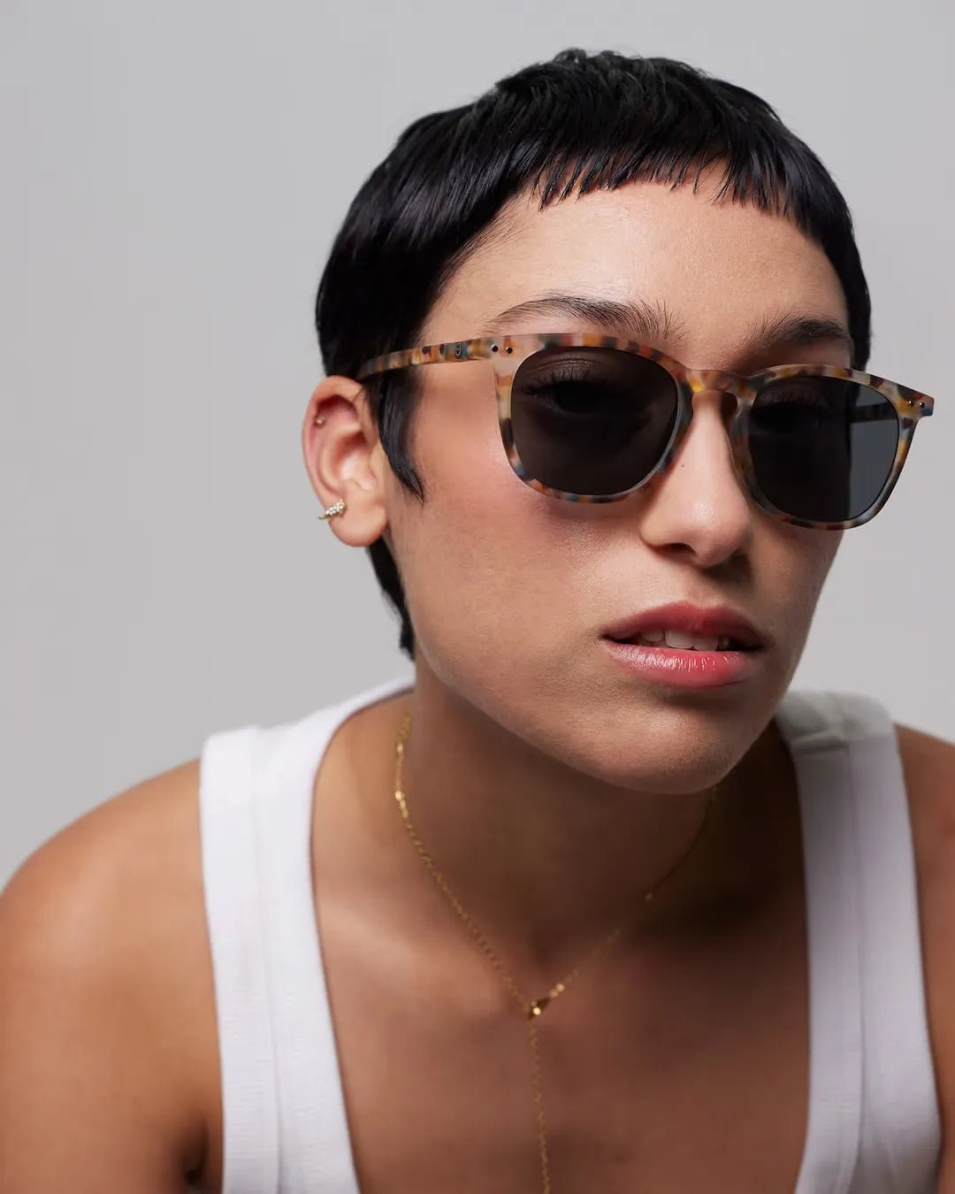 IZIPIZI - E SUN Sonnenbrille • Blue Tortoise - ROSA ECK