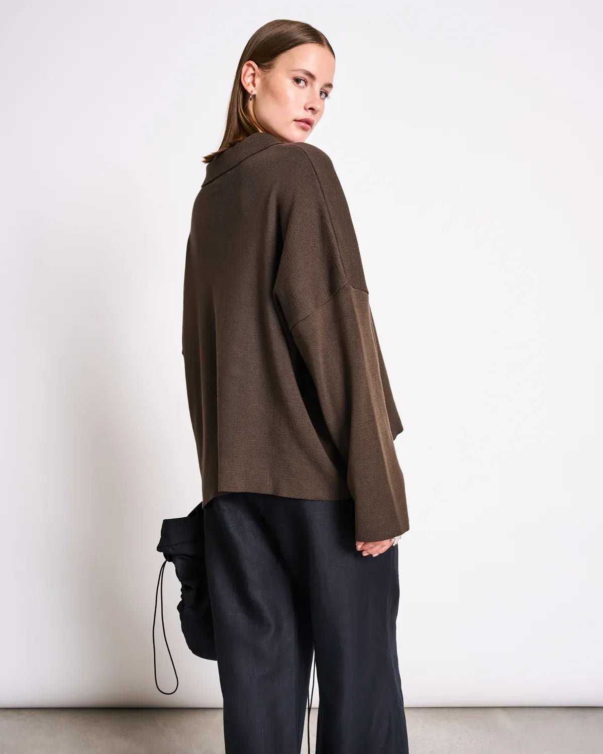 JAN 'N JUNE - ANJO Strickjacke • Mud - ROSA ECK