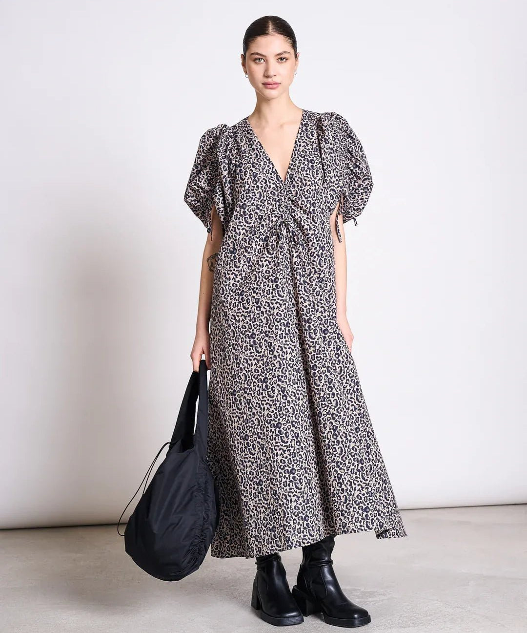 JAN ‘N JUNE - DANS Maxikleid • Leo Print - ROSA ECK Concept Store