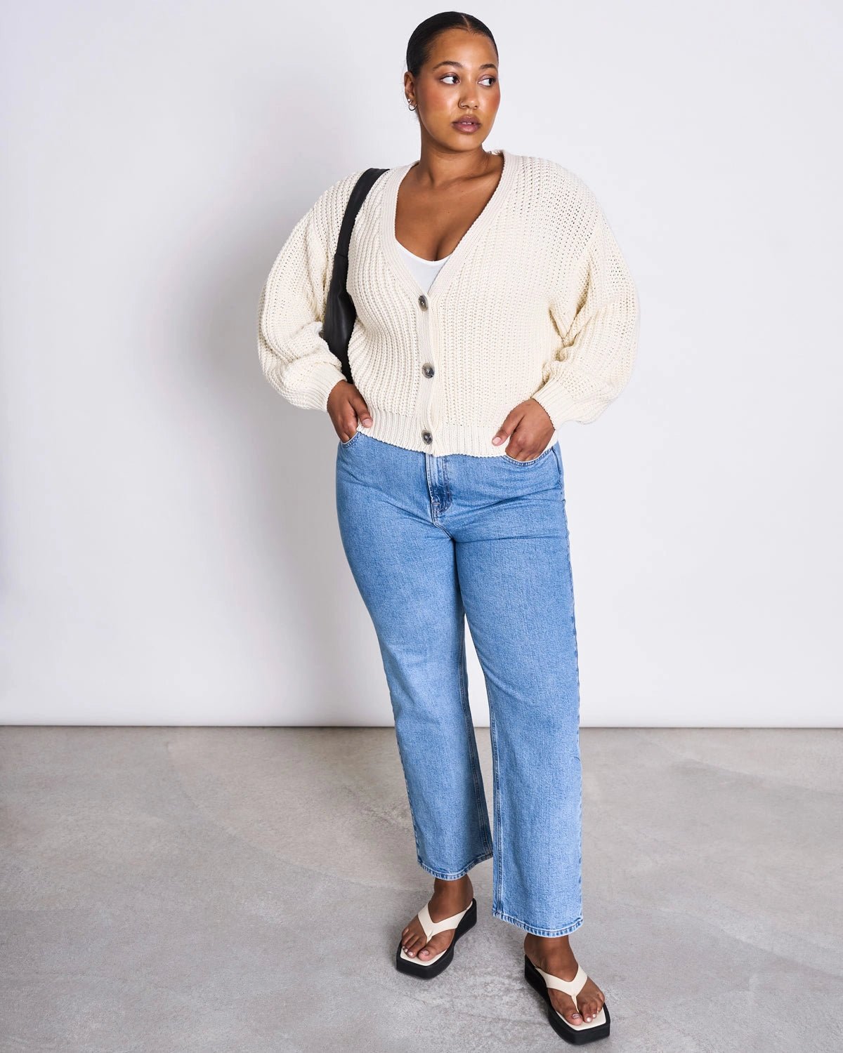JAN 'N JUNE - LENA Grobstrickjacke • Offwhite - ROSA ECK