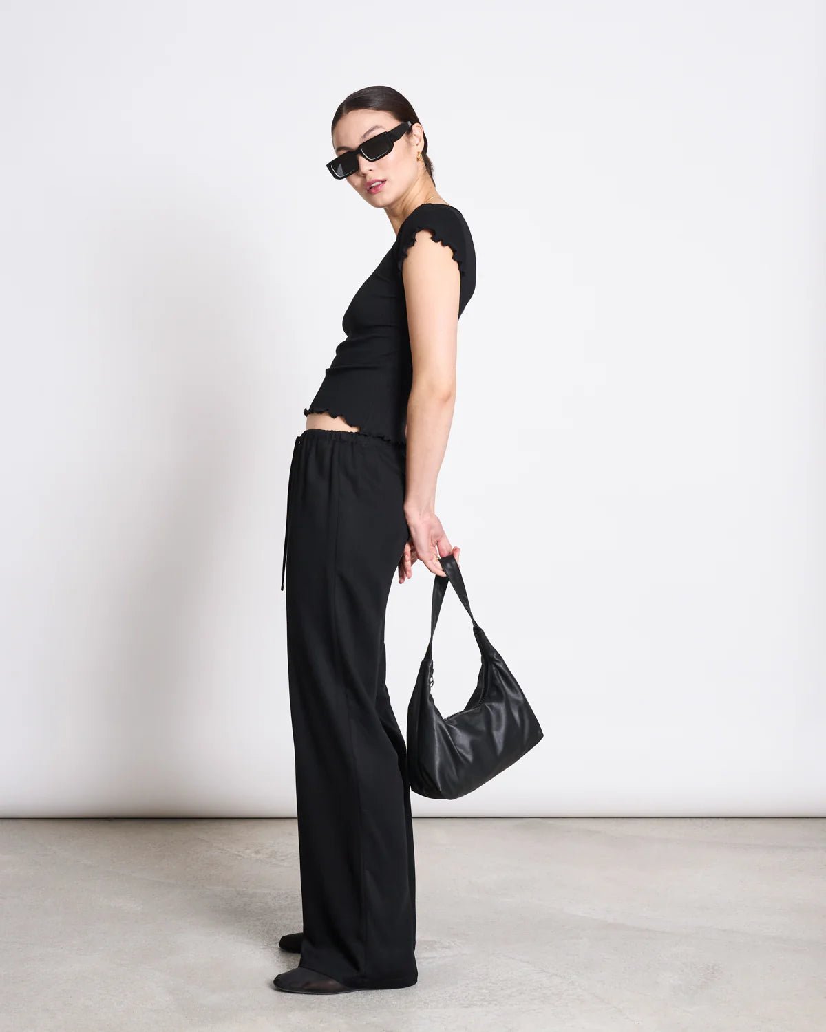 JAN 'N JUNE - REN T-Shirt • Black - ROSA ECK