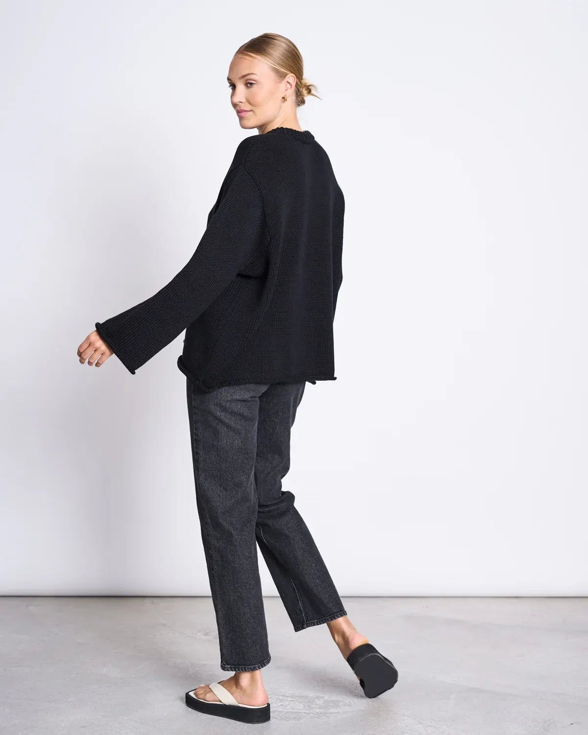 JAN ’N JUNE - SONA Strickpullover • Black - ROSA ECK