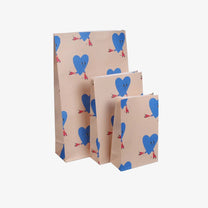Kado Design - Geschenktüte mit Boden • Herzen (Marii Sore) - ROSA ECK