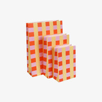 Kado Design - Geschenktüte mit Boden • Kariert Gelb/Orange/Rosa - ROSA ECK