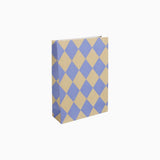 Kado Design - Geschenktüte mit Boden • Kariert Hellblau/Gelb - Geschenkverpackung - ROSA ECK