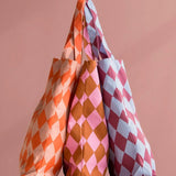 Kado Design - Tragetasche aus Baumwolle • Lila/Braun Rauten - ROSA ECK