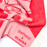 KLEKKS - KLEKKS × donpriggos NO. 33 Wolldecke • Rot/Rosa - ROSA ECK