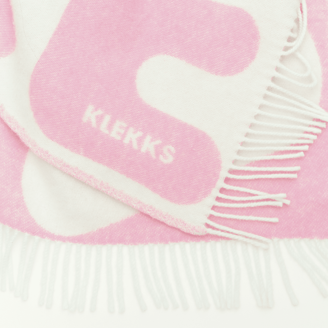 KLEKKS - KLEKKS NO. 11 Wolldecke • Rosa - ROSA ECK