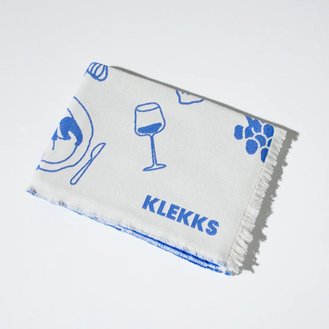 KLEKKS - KLEKKS NO. 16 Leichte Baumwolldecke in Blau - Sofadecke - ROSA ECK