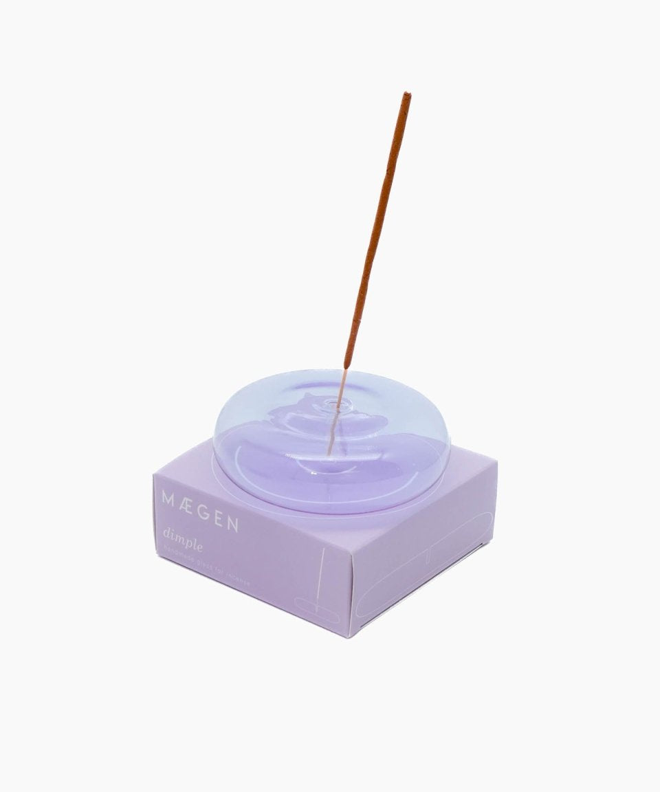 MAEGEN - DIMPLE Räucherstäbchen - Halter aus Glas • Lila - Räucherstäbchenhalter - ROSA ECK Concept Store