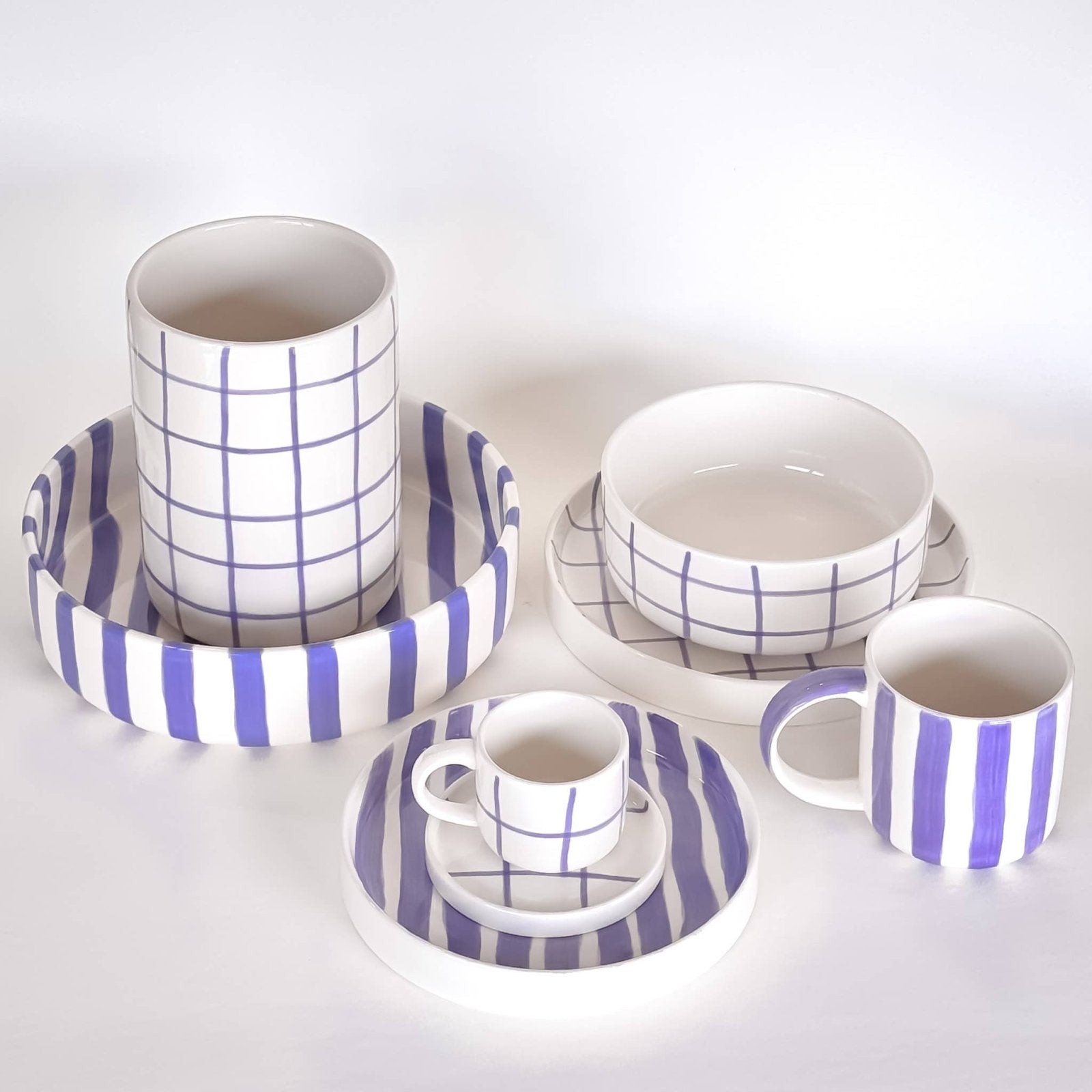 Magazin Minori - STRIPES Tasse mit Streifen • Palazzo Purple - Kaffee - und Teetasse - ROSA ECK