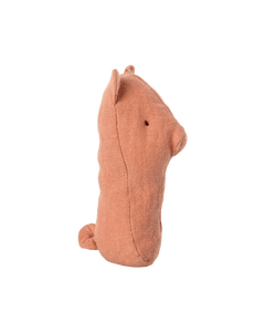 Maileg - LULLABY FRIENDS Rassel | Schwein - Babyspielzeug - ROSA ECK Concept Store