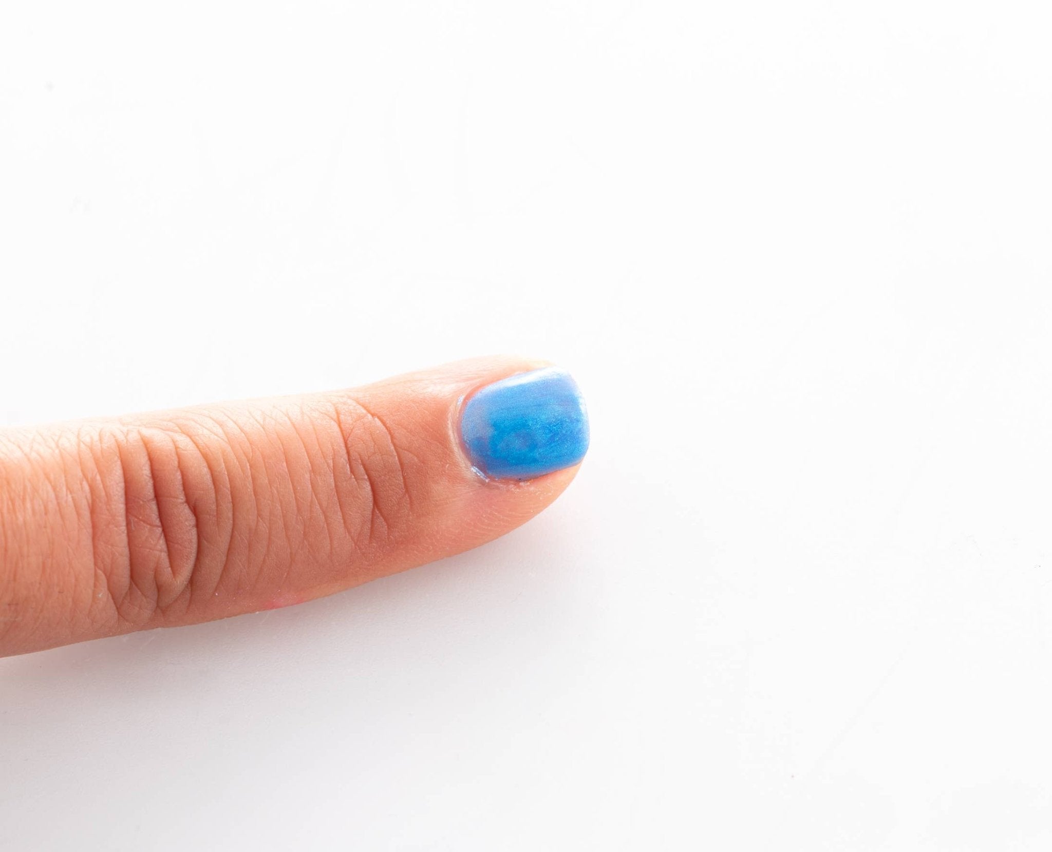 Abziehbarer Nagellack auf D-Water-Basis 34 - Electric Blue - ROSA ECK Concept Store